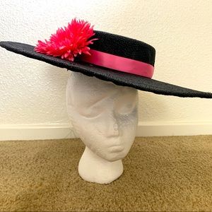 Fascinator hat 🎩!!
